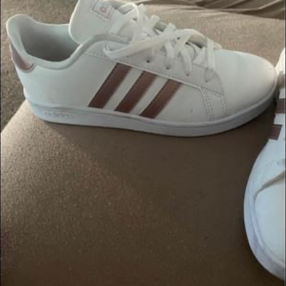 Girls shoes - Picture 2 of 3